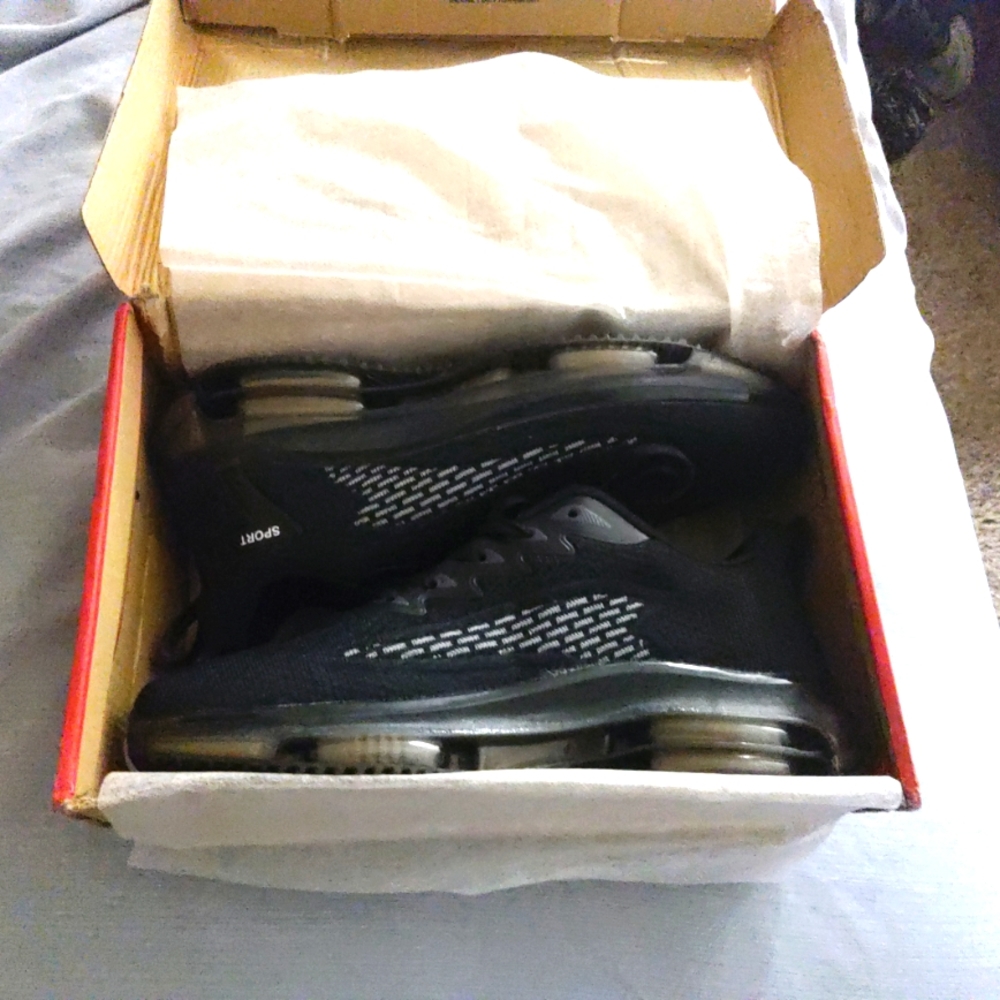 Fashion shoes, double air bubbles